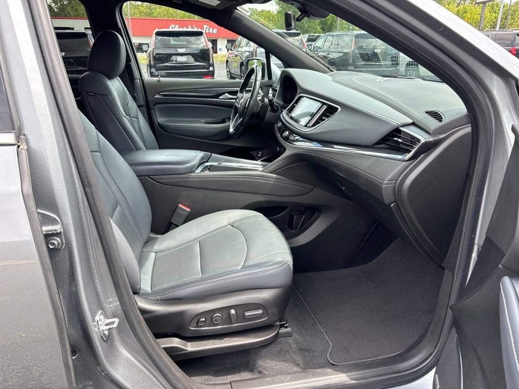 2023 Buick Enclave Premium
